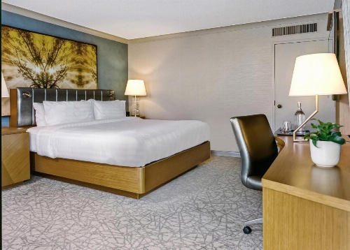 Pan Pacific Toronto image 10