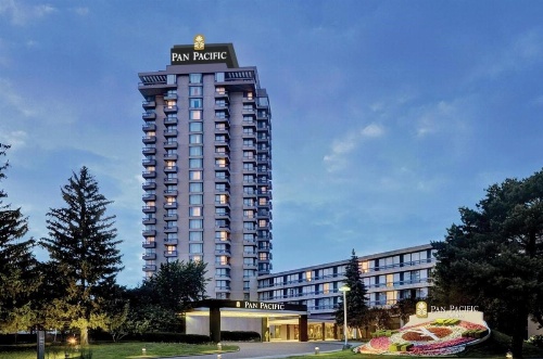 Pan Pacific Toronto image 32